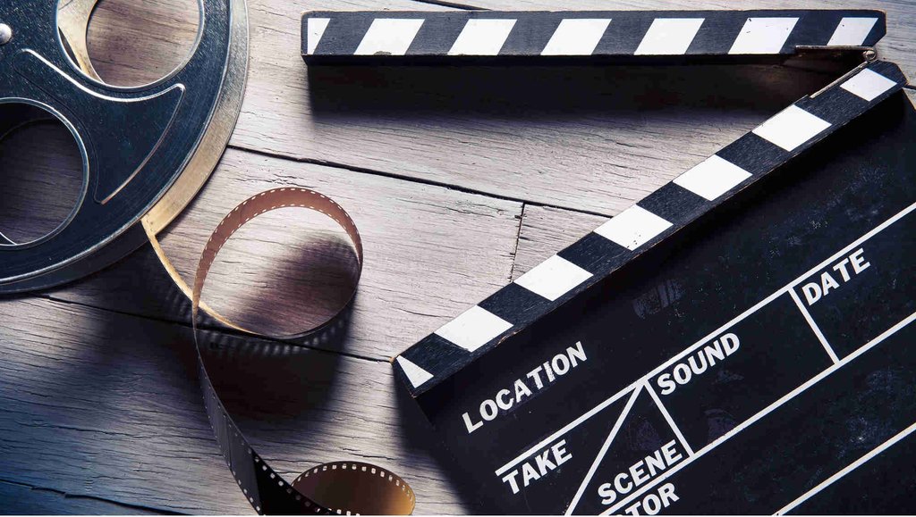 Bagaimana Perlindungan Hak Moral Pencipta Terhadap Distorsi Karya Sinematografi di Media Sosial?