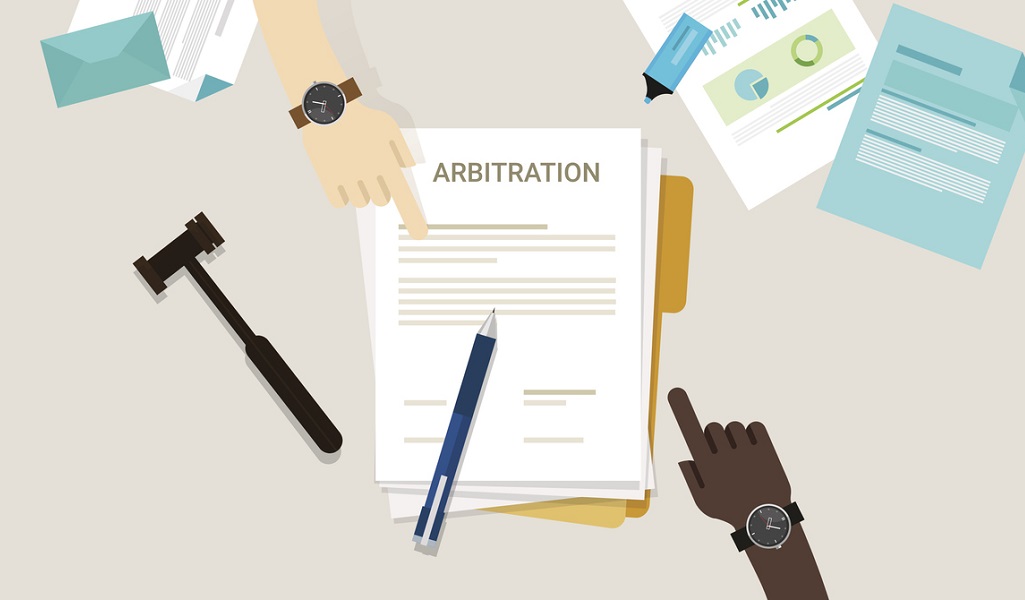 Apakah Adanya Klausula Arbitrase Dapat Menghentikan Proses Pengajuan Permohonan Kepailitan?
